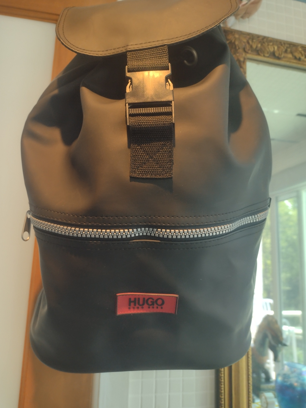 Hugo Boss Black Leather-Look Men’s Backpack